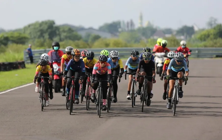 Surabaya Race 2021, Jadi Sejarah Baru Dunia Balap Sepeda di Kota Pahlawan