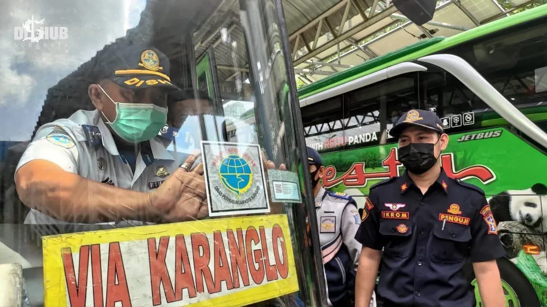 Jalang Nataru, Dishub Surabaya Sidak Kelayakan Bus di Terminal