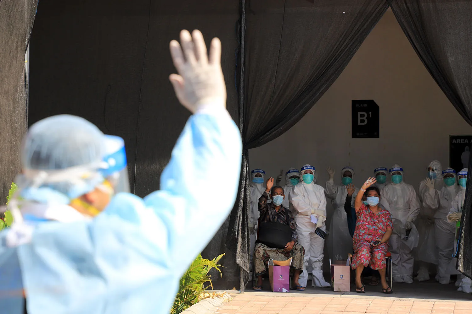 Kasus Omicron di Surabaya: Wali Kota Eri Minta Warga Jangan Panik,Tetap Patuhi Prokes