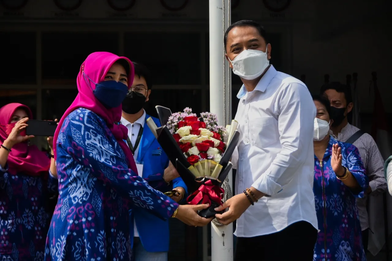Nostalgia di SMAN 21, Wali Kota Eri: Jangan Pernah Tinggalkan Gurumu