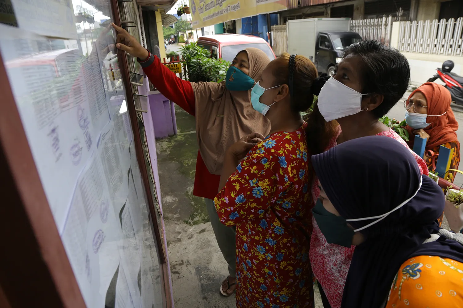 Resmikan Lapangan Olahraga, Wali Kota Eri: Total ada 573 Lapangan di Surabaya