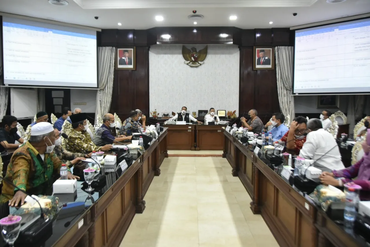 Jelang Dibuka Pasar Turi, Wali Kota Eri: Jangan Berantem Sesama Pedagang