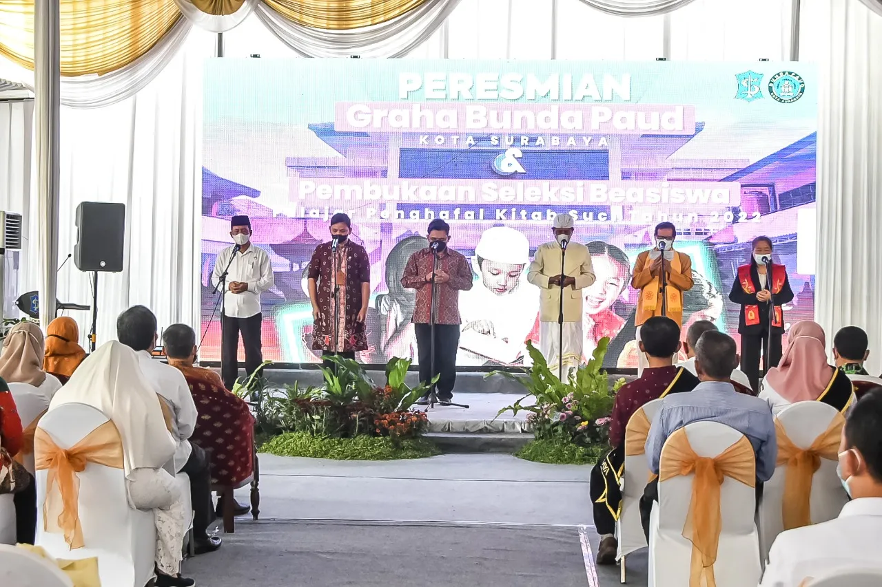 Wali Kota Eri Cahyadi Sediakan 1.160 Kuota Bagi Pelajar Penghafal Kitab Suci