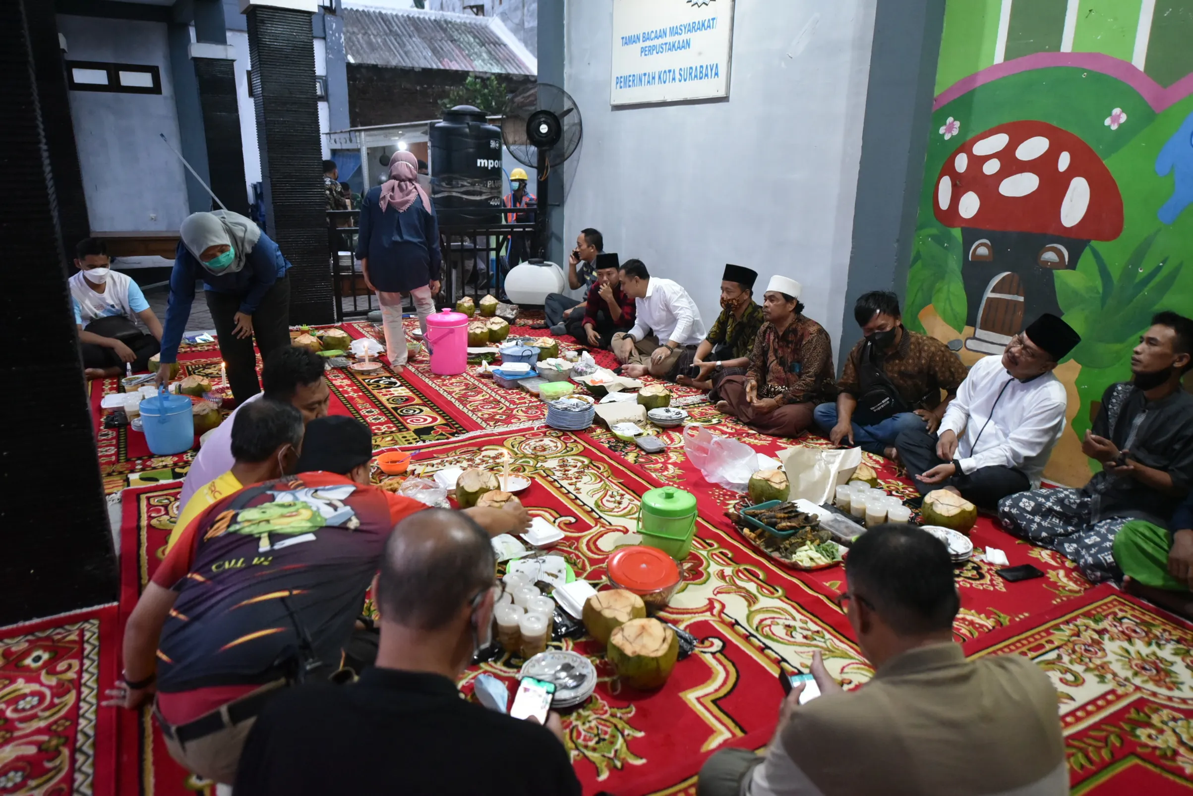 Wali Kota Eri Buka Puasa Bareng Nelayan Cumpat, Ini yang Dibahas