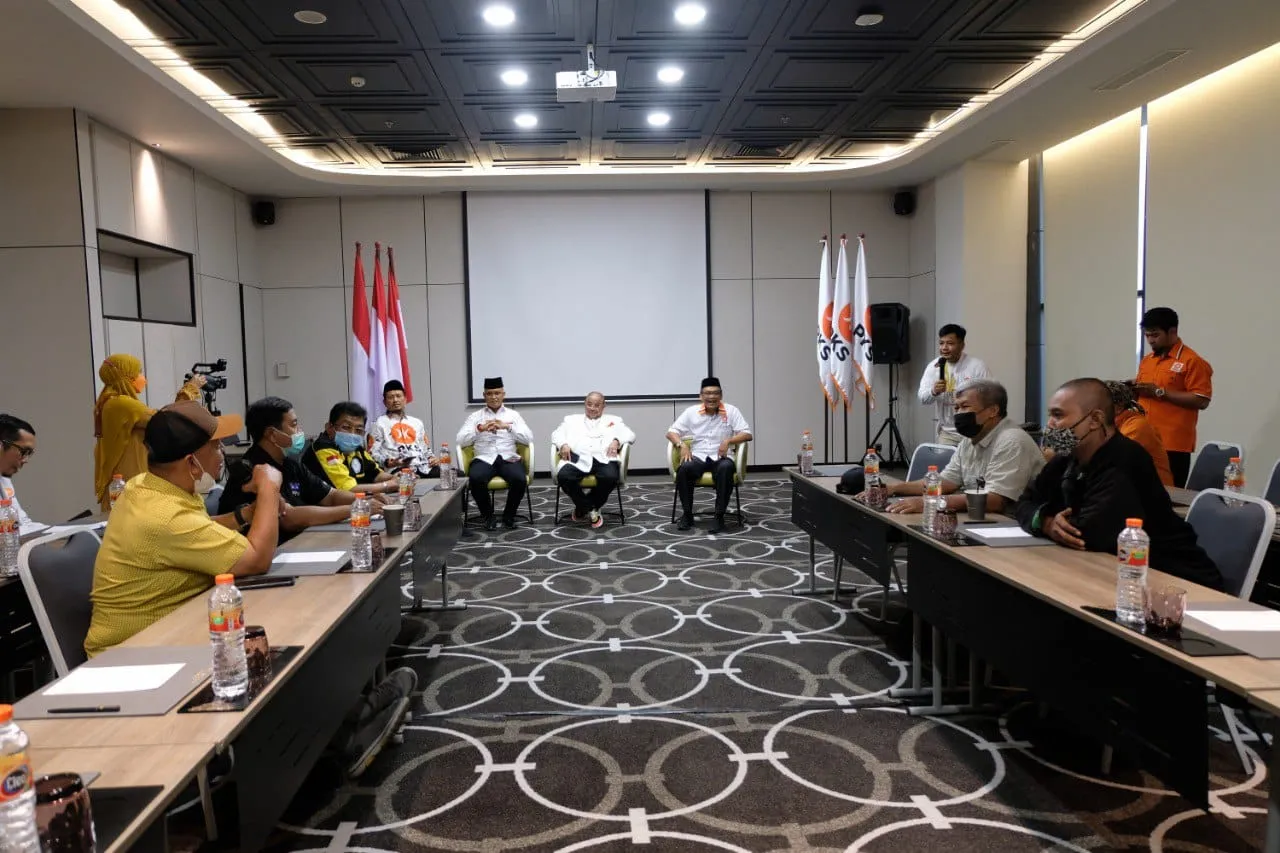 Nelayan Hingga Driver Ojol Jatim Sampaikan Aspirasi Penolakan Penundaan Pemilu ke PKS
