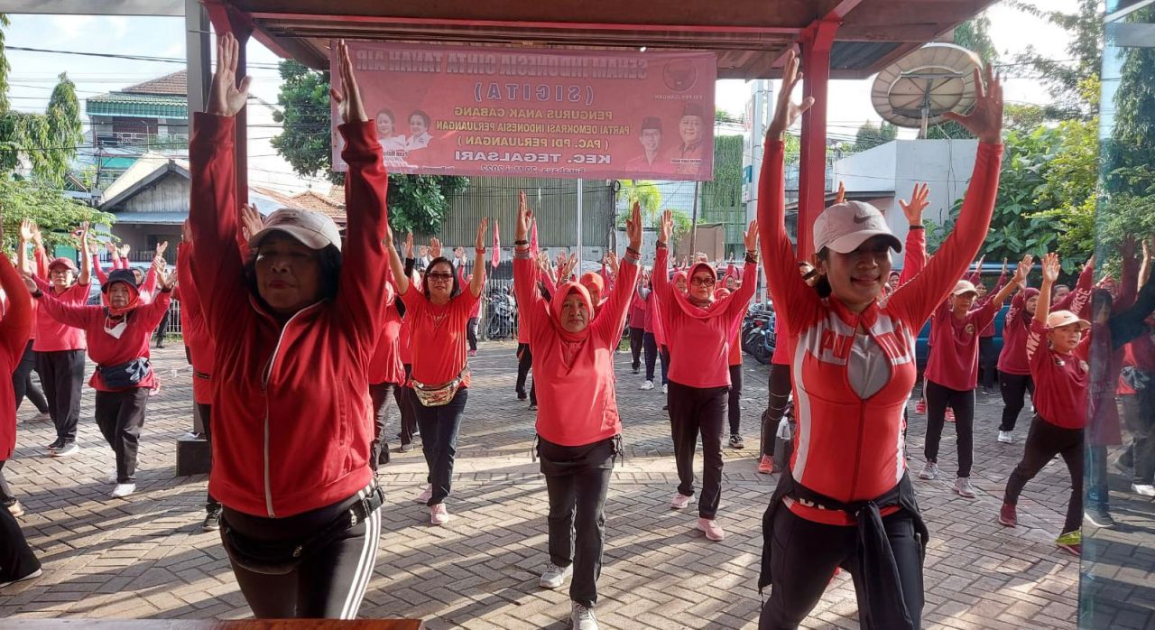 Kader PDIP Surabaya All Out Gerakkan Tubuh, Gelorakan Cinta Tanah Air