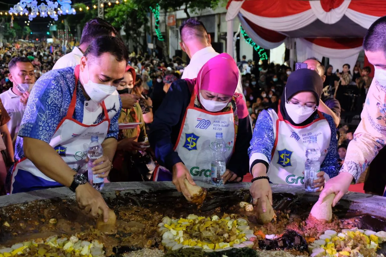 Gubernur Khofifah Bacakan Doa, Wali kota Eri: Insyallah Doanya Mustajabah