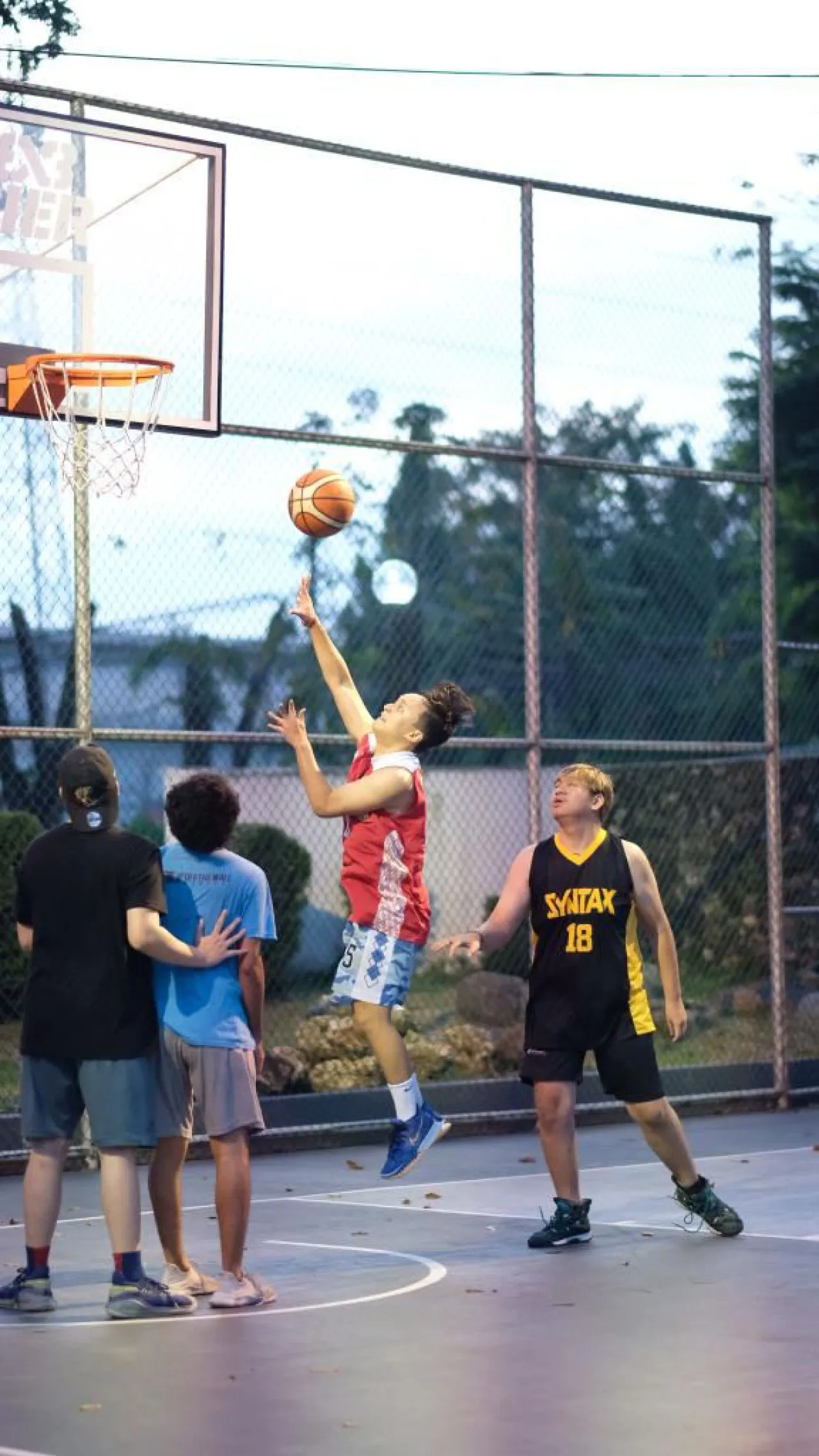 SMAN 5 Surabaya Gelar SMALA Cup 2022, Panitia: Lapangan Basket 3x3 SIER Standar FIBA