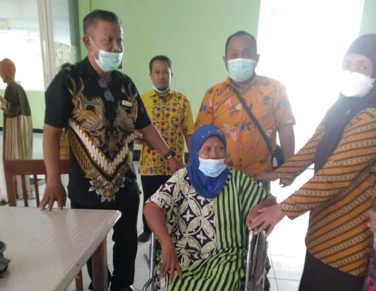 Pemkot Surabaya Rawat Nenek Sebatang Kara Kartiyem di Griya Werdha