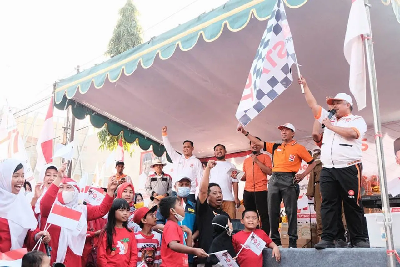 Mlaku Sehat Bareng PKS Jatim, Kang Irwan: Bentuk Kecintaan pada NKRI