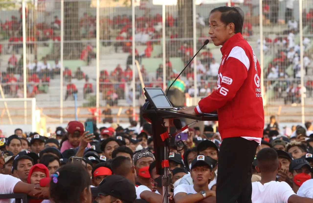 Jawaban Jokowi saat Ditanya Ribuan Pendukungnya Soal Dukung Siapa di Pilpres 2024
