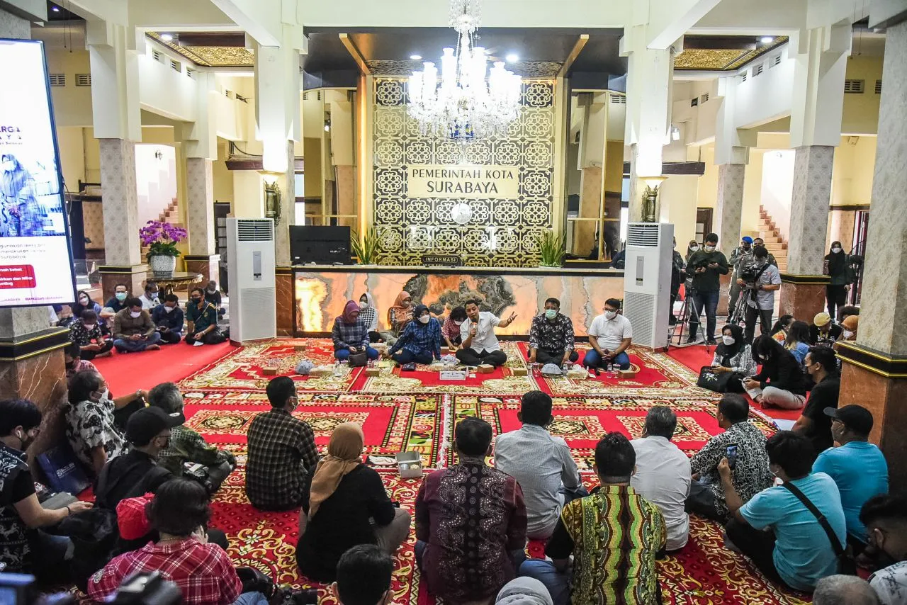 Kanal Pengaduan Pemkot Surabaya “Sambat Nang Cak Eri” Jadi yang Pertama dalam Sejarah