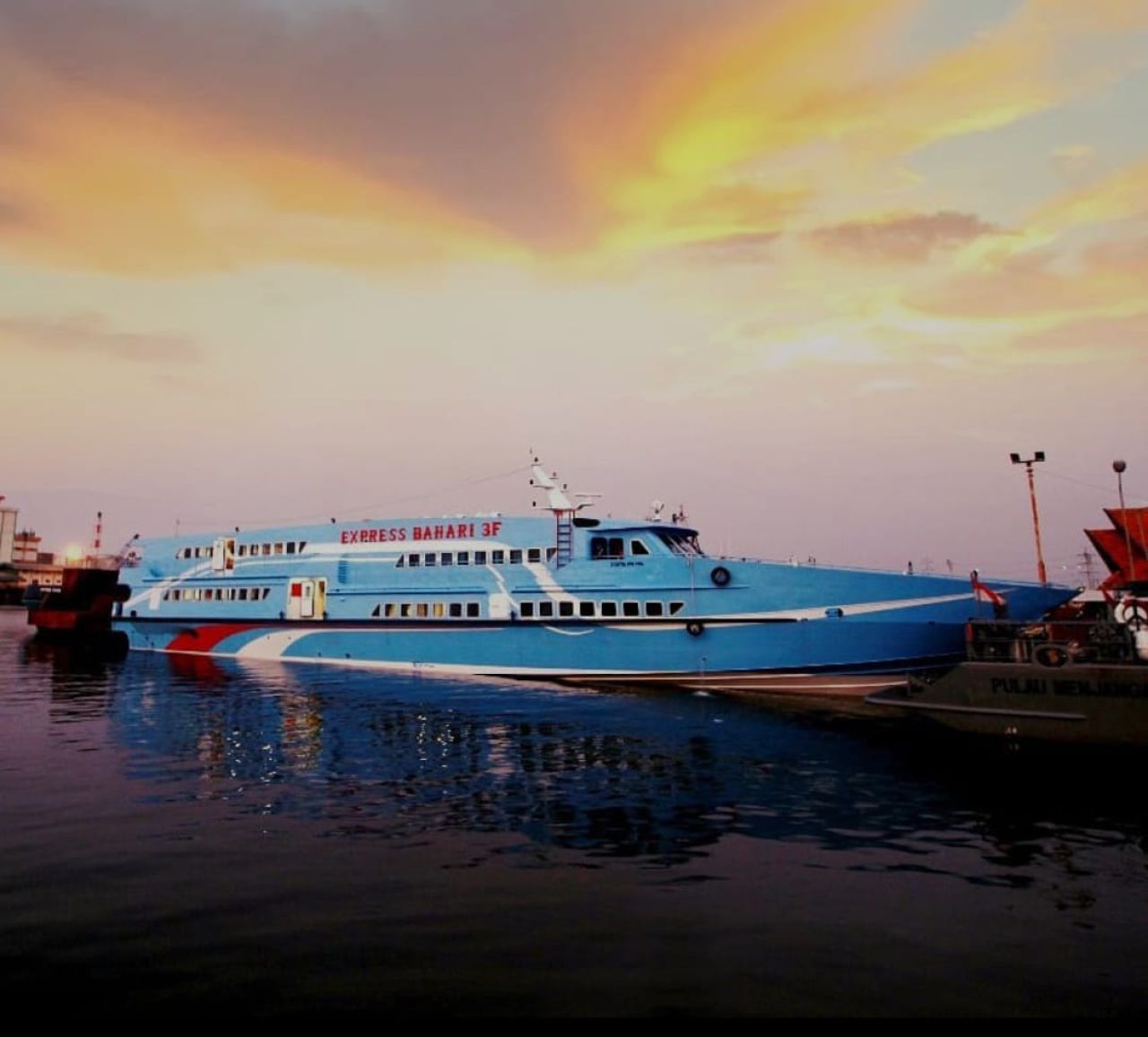 Harga BBM Naik, Tarif Kapal Cepat Express Bahari Gresik Ikut Naik