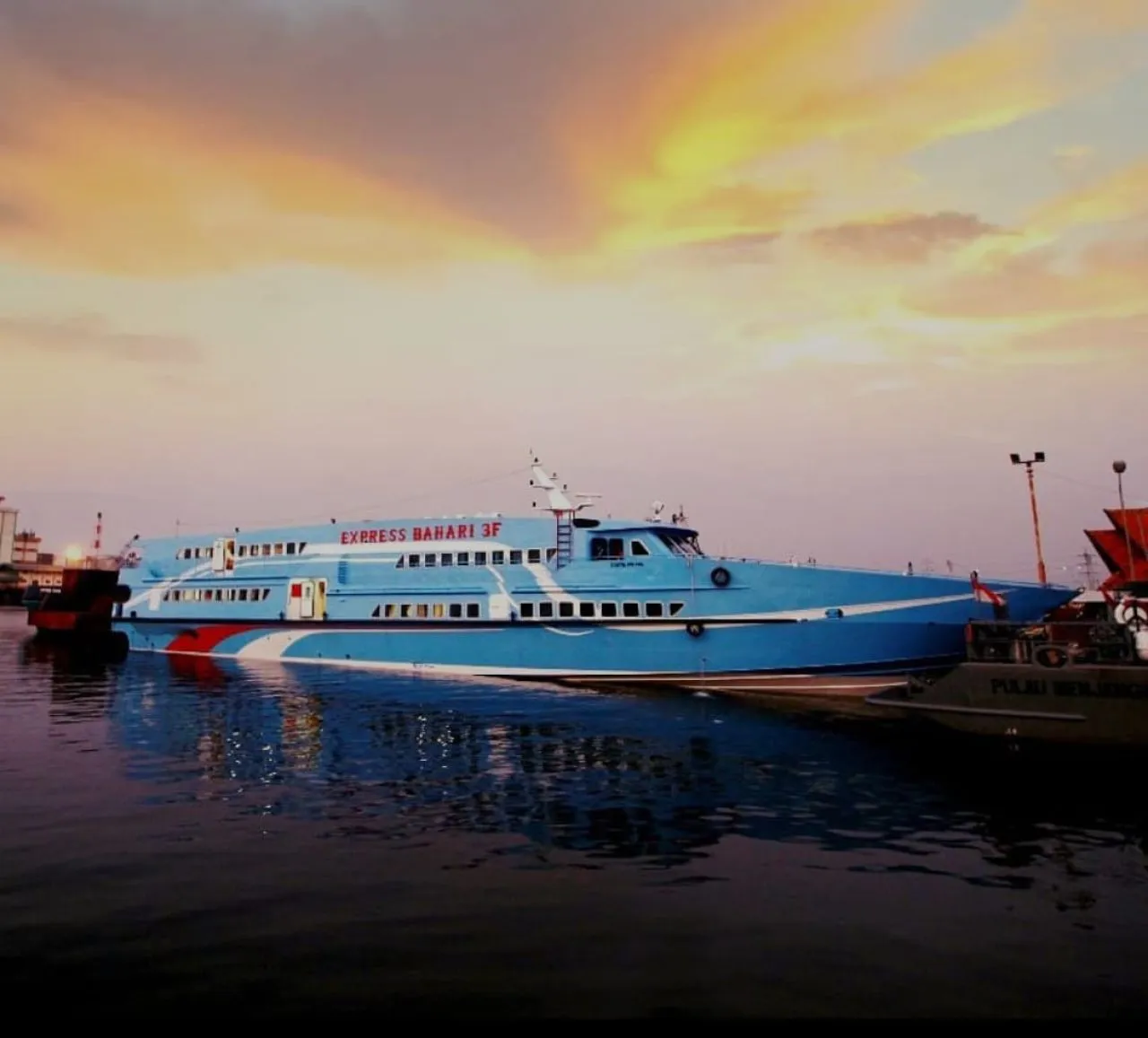 Harga BBM Naik, Tarif Kapal Cepat Express Bahari Gresik Ikut Naik