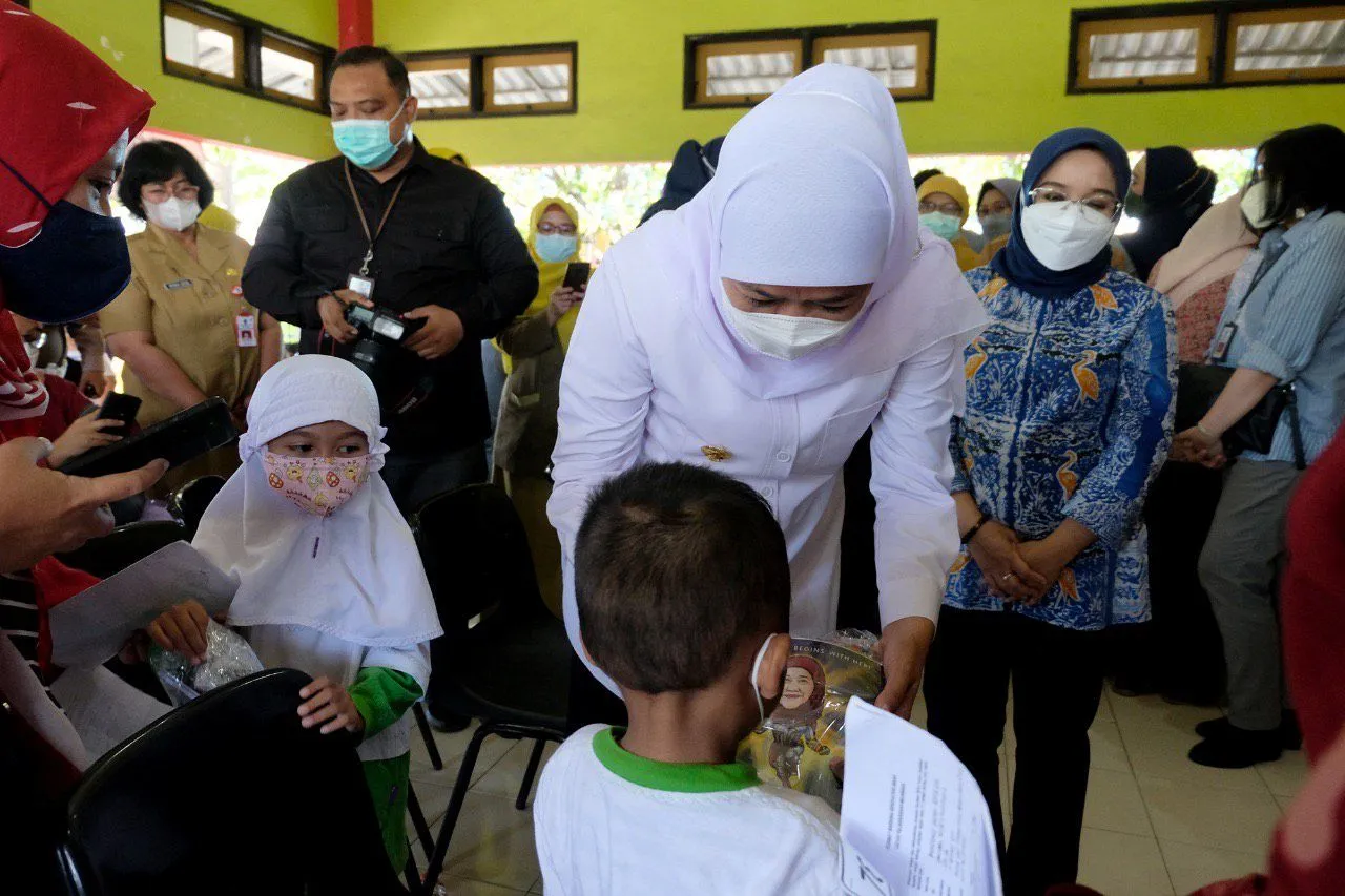 Dampingi Gubernur Khofifah Tinjau Percepatan BIAN, Ketua TP PKK Rini Indriyani: Surabaya Sudah Capai 93 persen, Target Nasional 96 persen