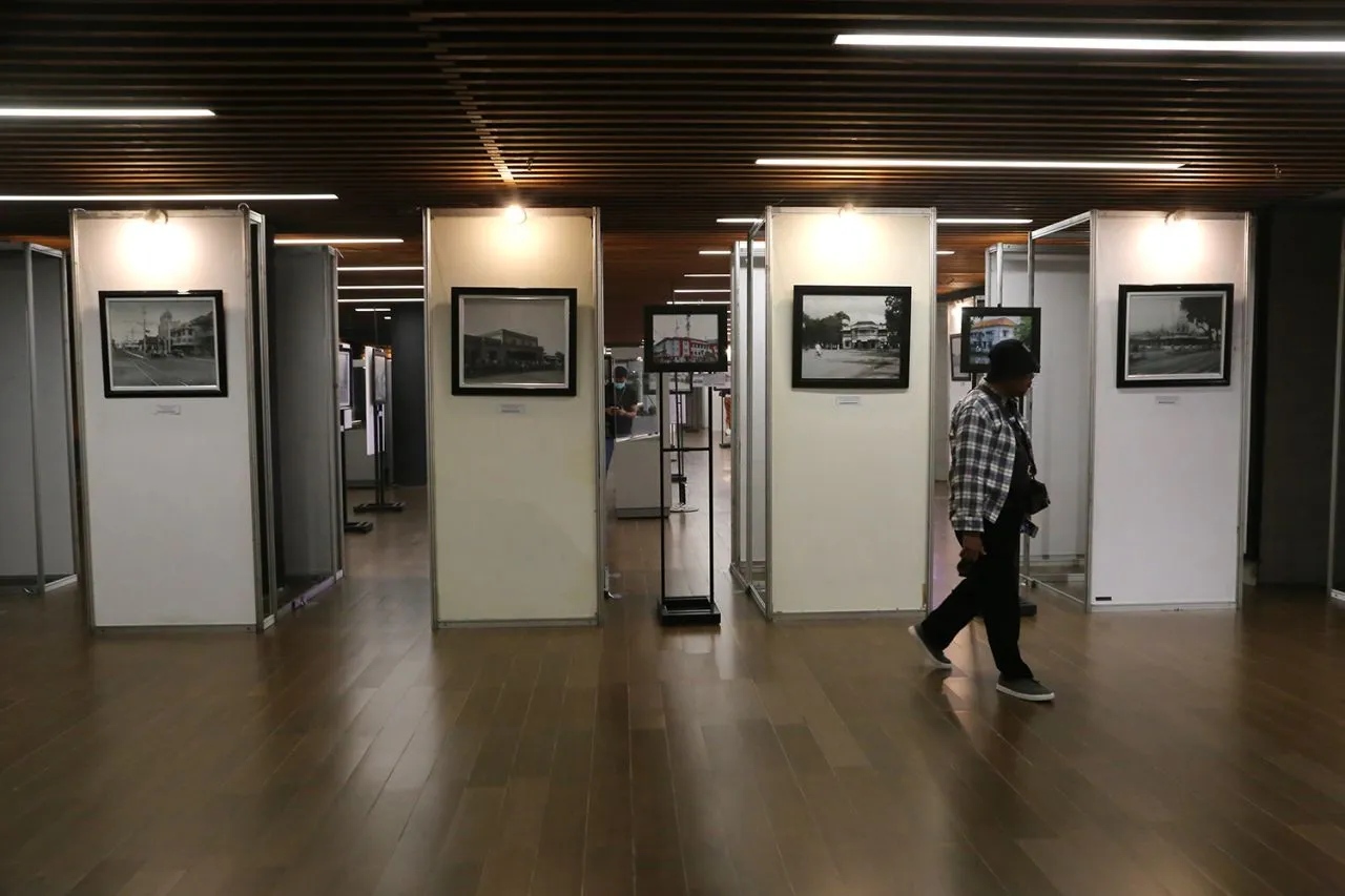Pameran Foto “Surabaya Lintas Masa”, Media Belajar Sekolah Kebangsaan