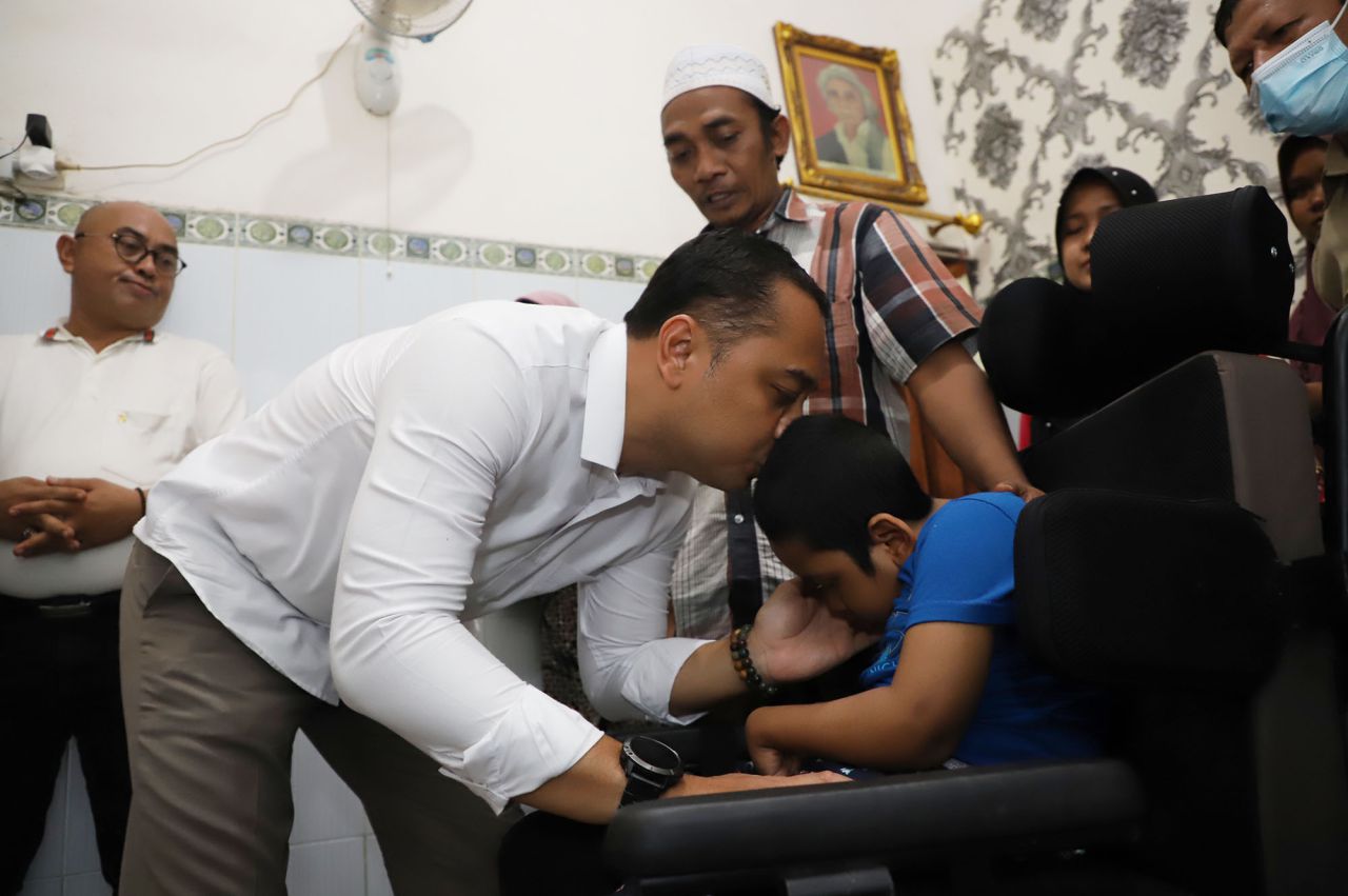 Kisah MU, Anak Hosin Penderita Meningitis