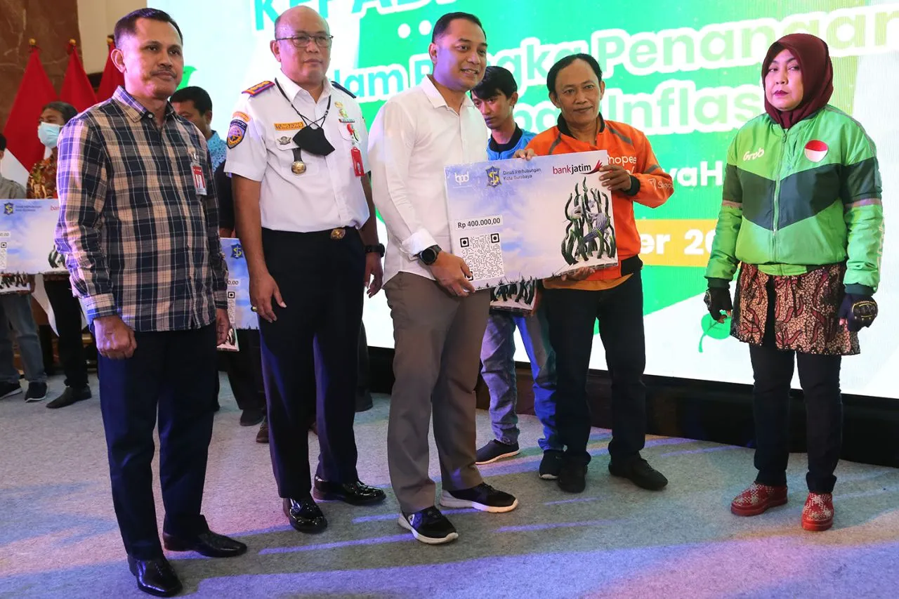 Puluhan Ribu Driver Ojol di Surabaya Terima BLT BBM, Total Sebasar Rp 8,9 Miliar