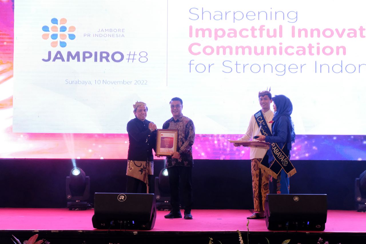 JAMPIRO Ke-8, Wali Kota Eri Cahyadi Pemimpin Terpopuler di Medsos