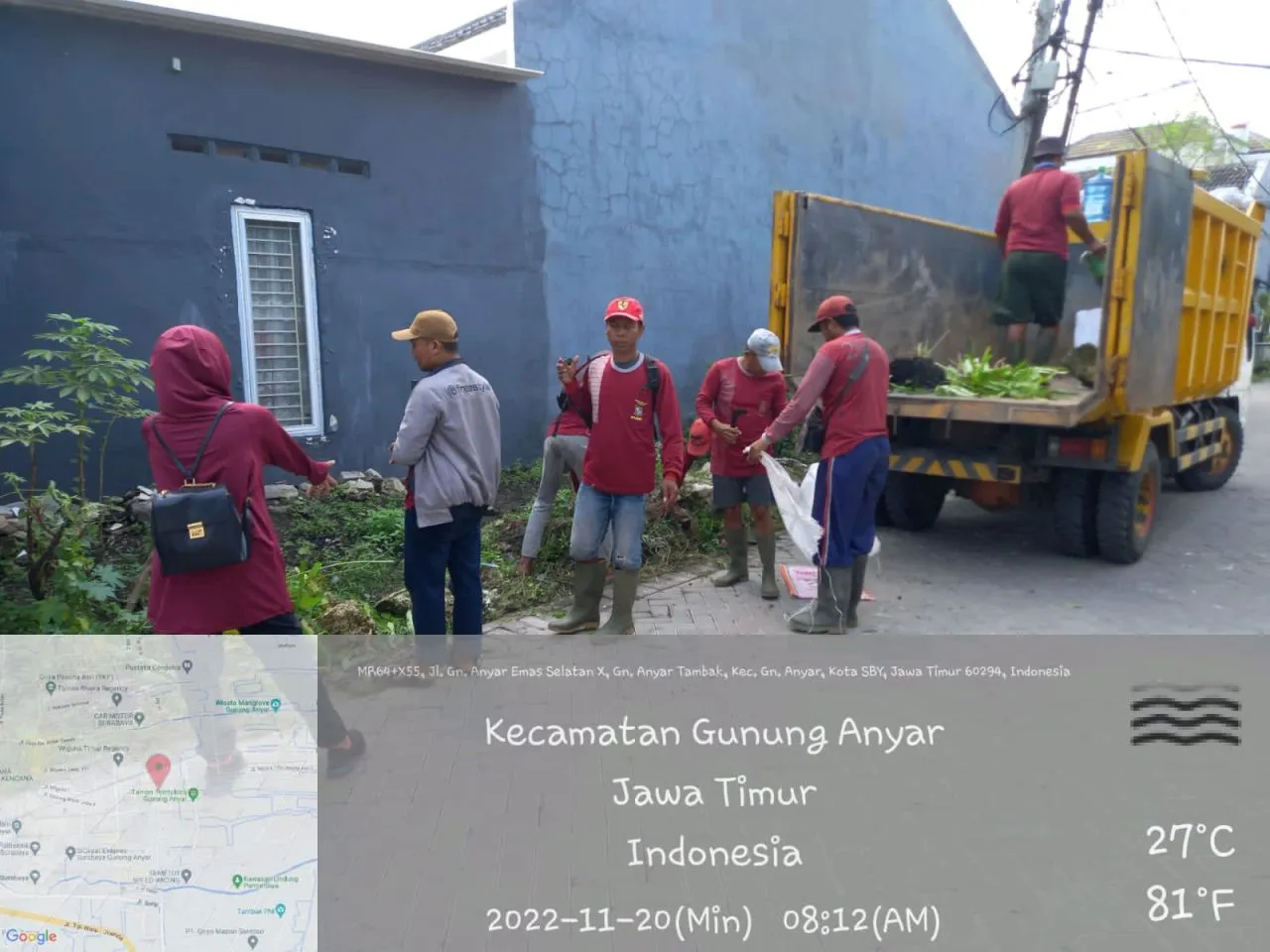 Di Kerja Bakti “Surabaya Bergerak”, Pemkot Terjunkan 25 Truck untuk Angkut Sampah