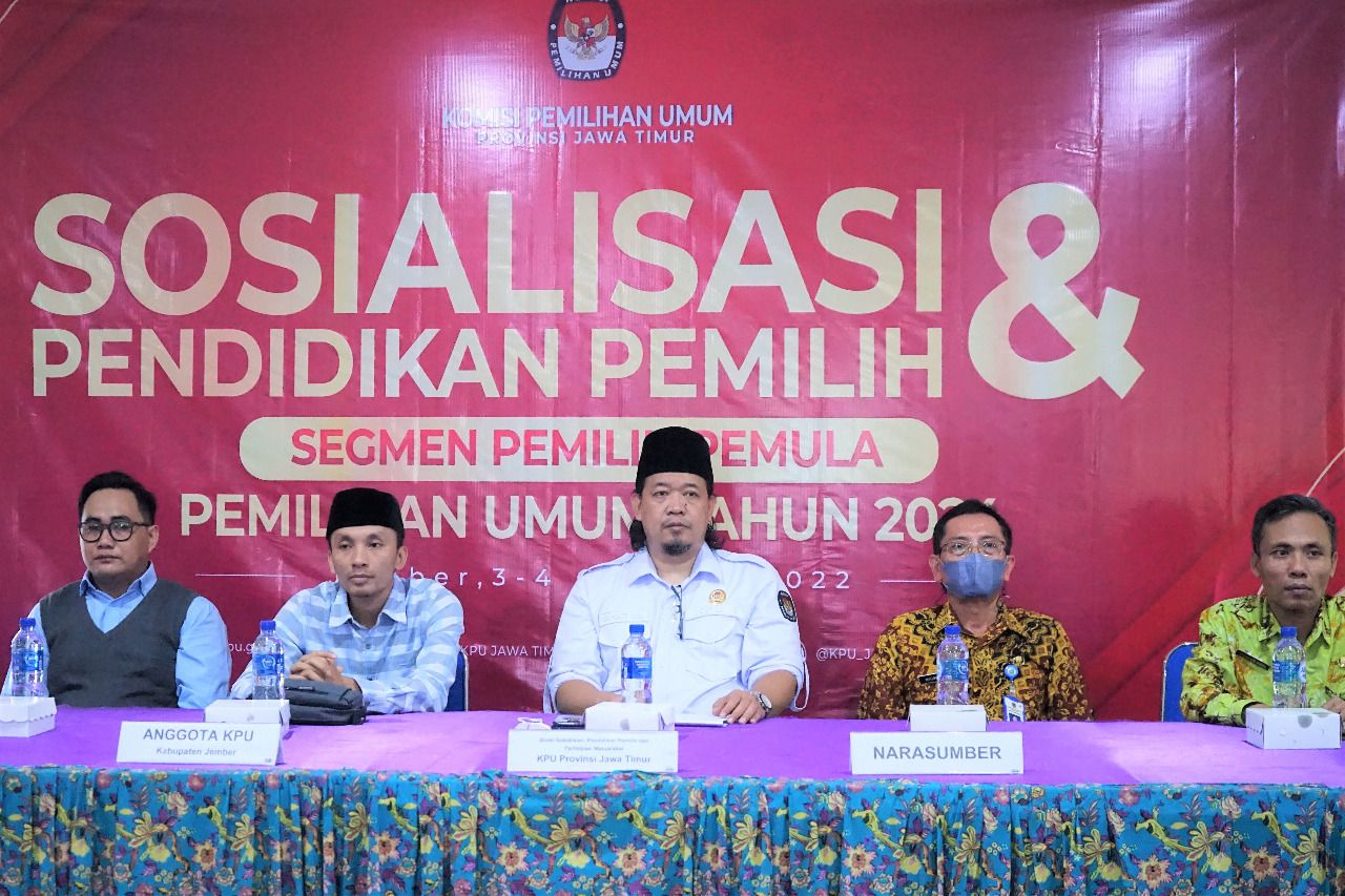 KPU Jatim Goes To School Wujudkan Calon Pemilih Pemula Cerdas Memilih di Pemilu 2024