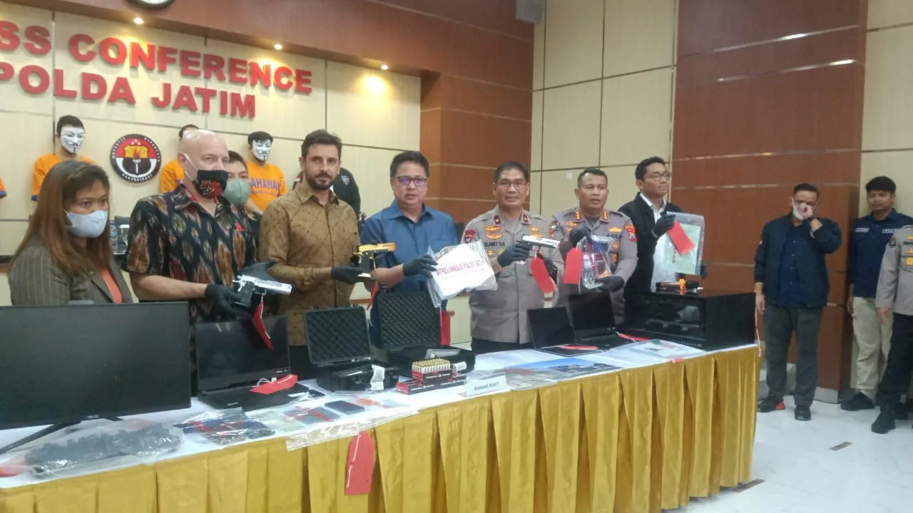 Polisi Ungkap Kasus Scampage Data Perbankan Beromzet Rp5 Miliar