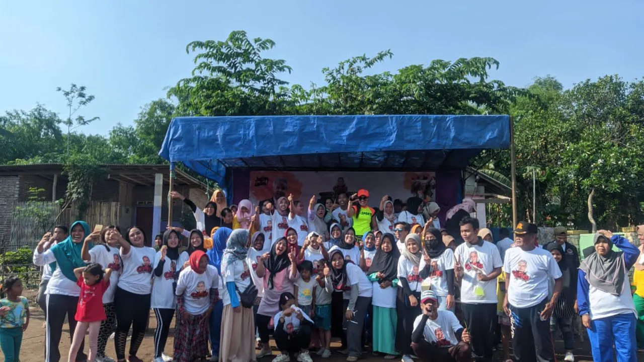Ringankan Beban Ekonomi Warga, Orang Muda Ganjar Probolinggo Gelar Bakti Sosial