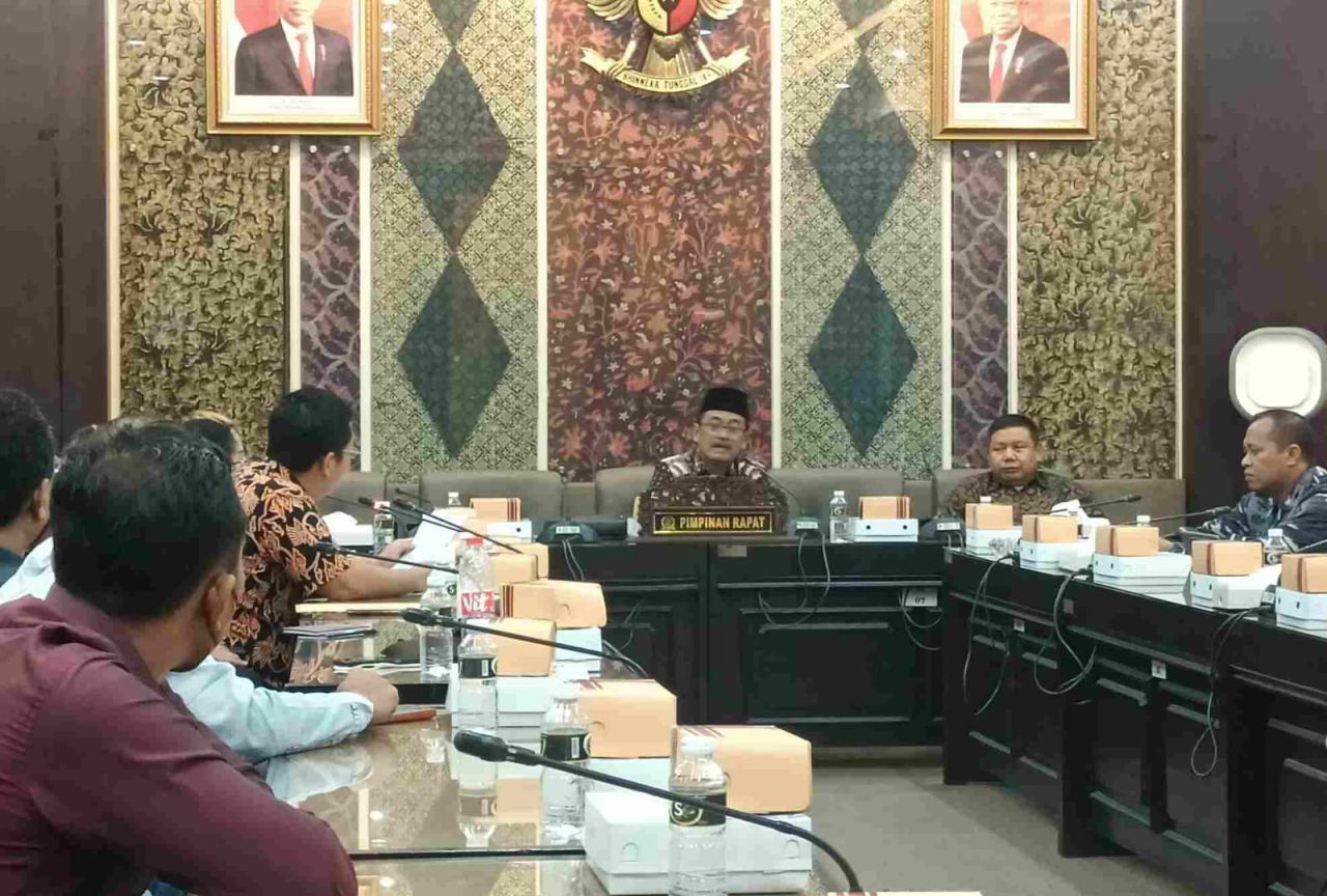 Paguyuban Pedagang Aloha Wadul Anggota DPRD Jatim Terkait Ganti Rugi Rp 5 Juta