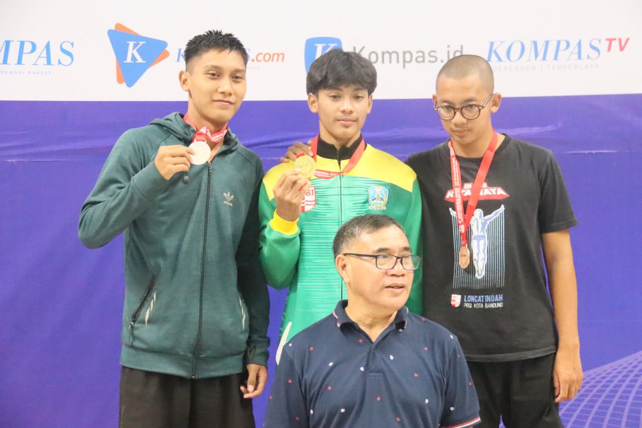 Kejurnas IOAC 2022, Tim Loncat Indah Jatim Raih 4 Medali Emas