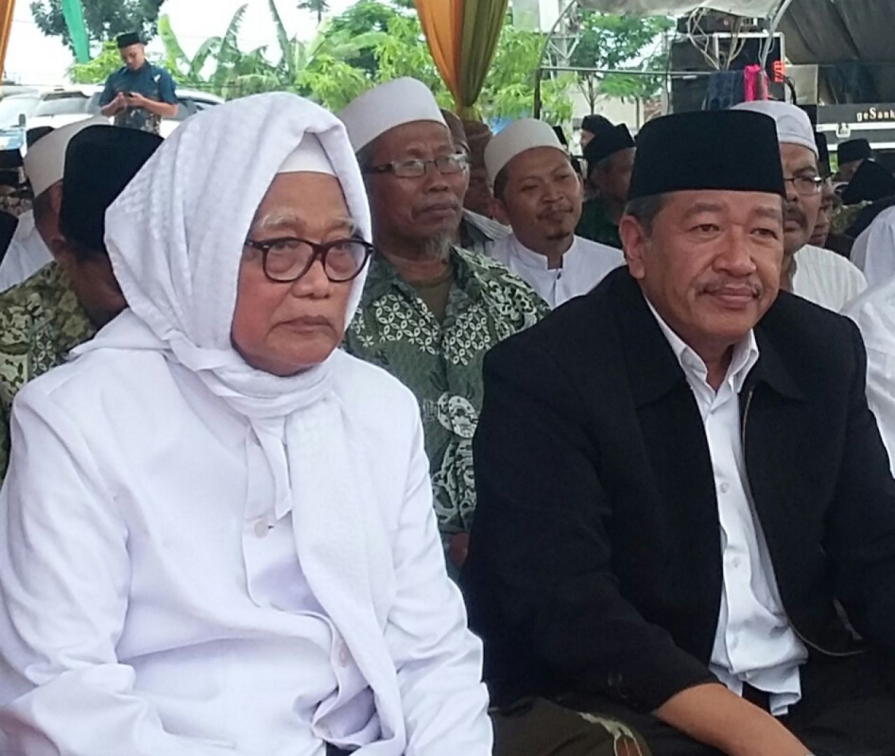 Foto: Ketua Pelaksanan Musyawarah Kerja Wilayah (Muskerwil) Nahdlatul Ulama (NU) Jawa Timur KH Ahsanul Haq bersama Rais Syuriah PWNU Jatim KH M Anwar Manshur.