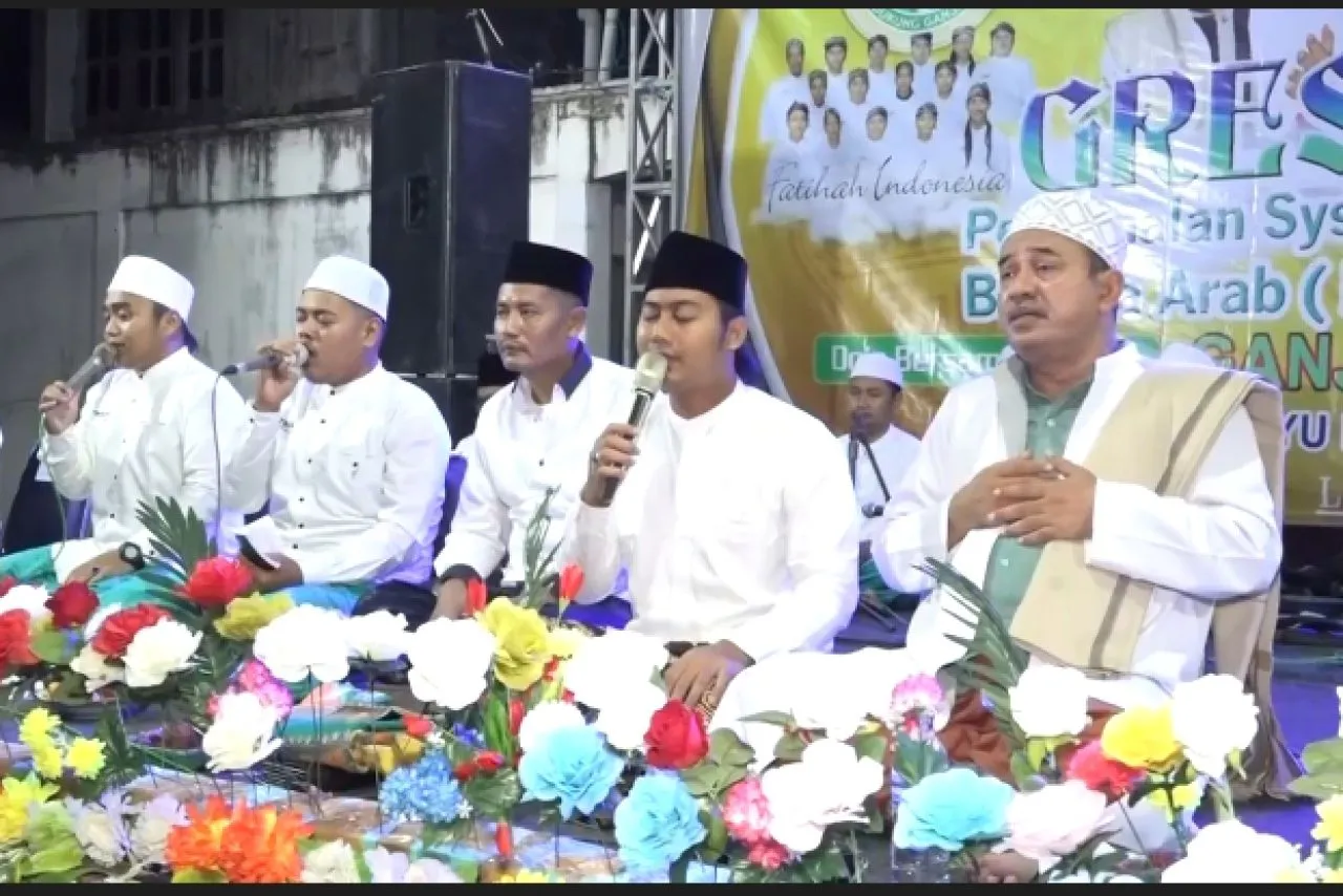 Kiyai Muda Jawa Timur Dukung GanjarKenalkan Bahasa Arab Ke Santri di Gresik