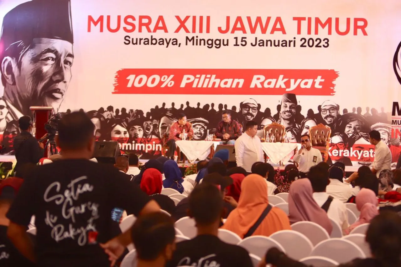 Musra XIII Jatim, Nama Ganjar dan Airlangga Diusulkan Emak - emak Surabaya Pangganti Jakowi