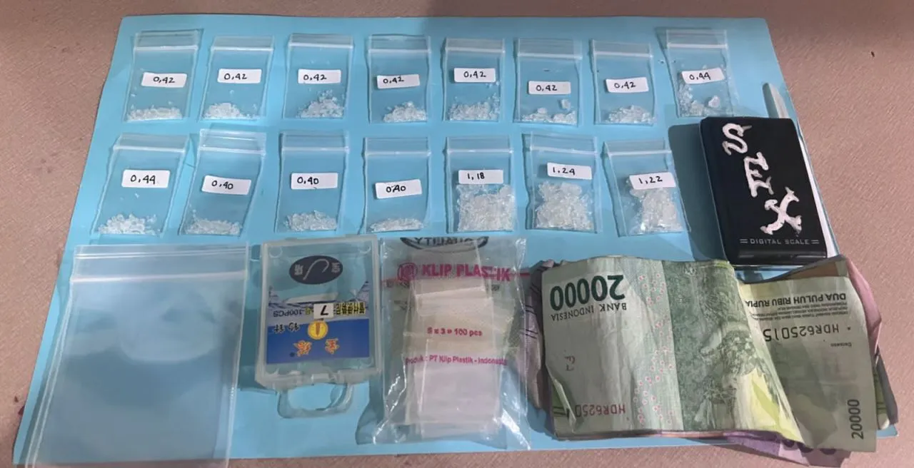 Polisi Ringkus Jaringan Pengedar Narkoba Sistem Kridit di Surabaya