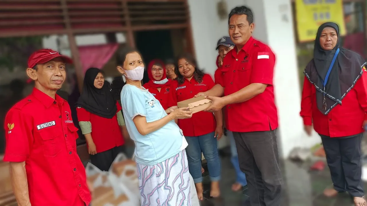 Ultah Megawati,PDIP Surabaya Buka Dapur Umum di 32 Titik untuk Lansia, Ibu Hamil