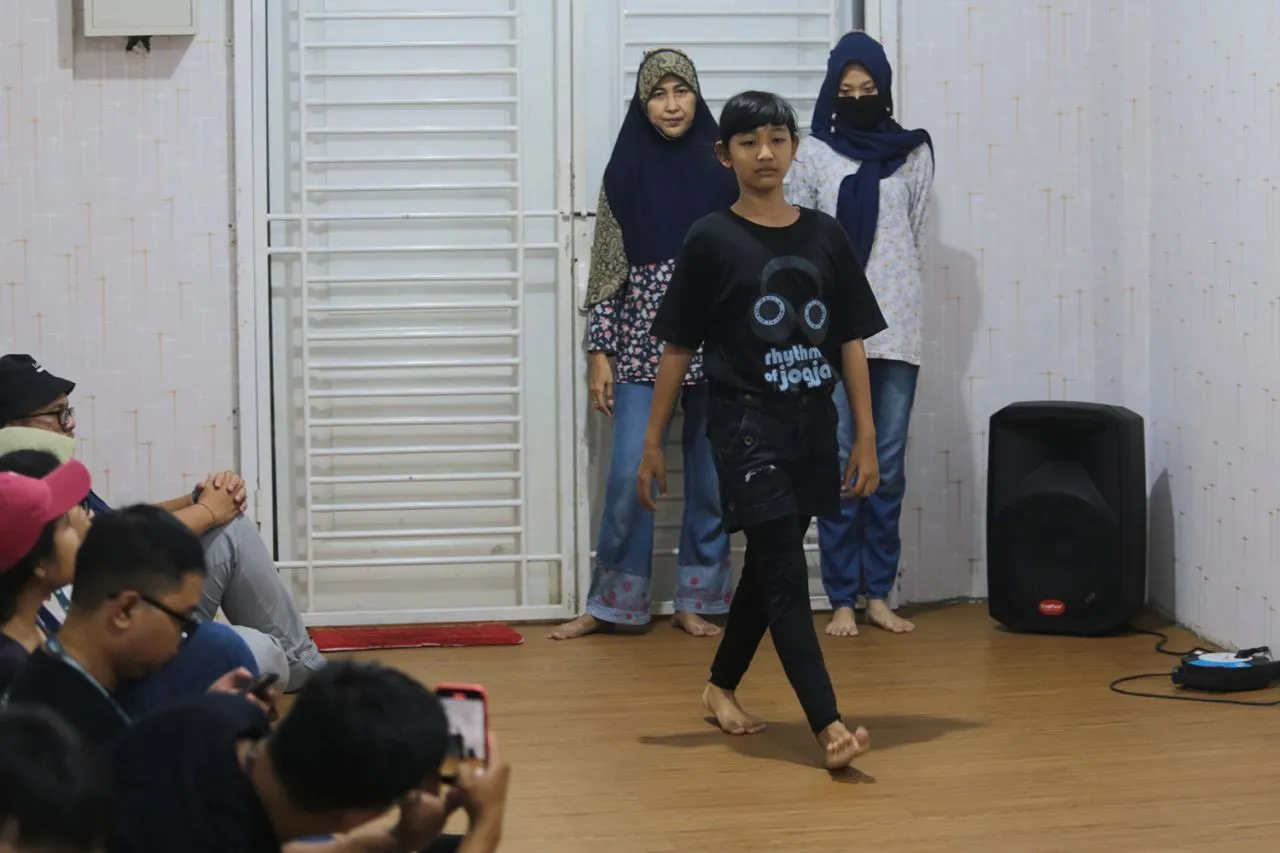 Di Rumah Anak Prestasi Penyandang Disabilitas Diberi Pelatihan Modeling Hingga Musik