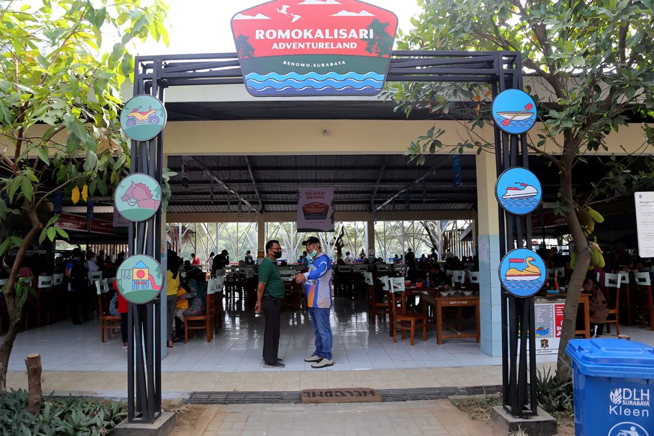 Mini Zoo Romokalisari Adventure Land Kini Dilengkapi Koleksi Satwa Burung