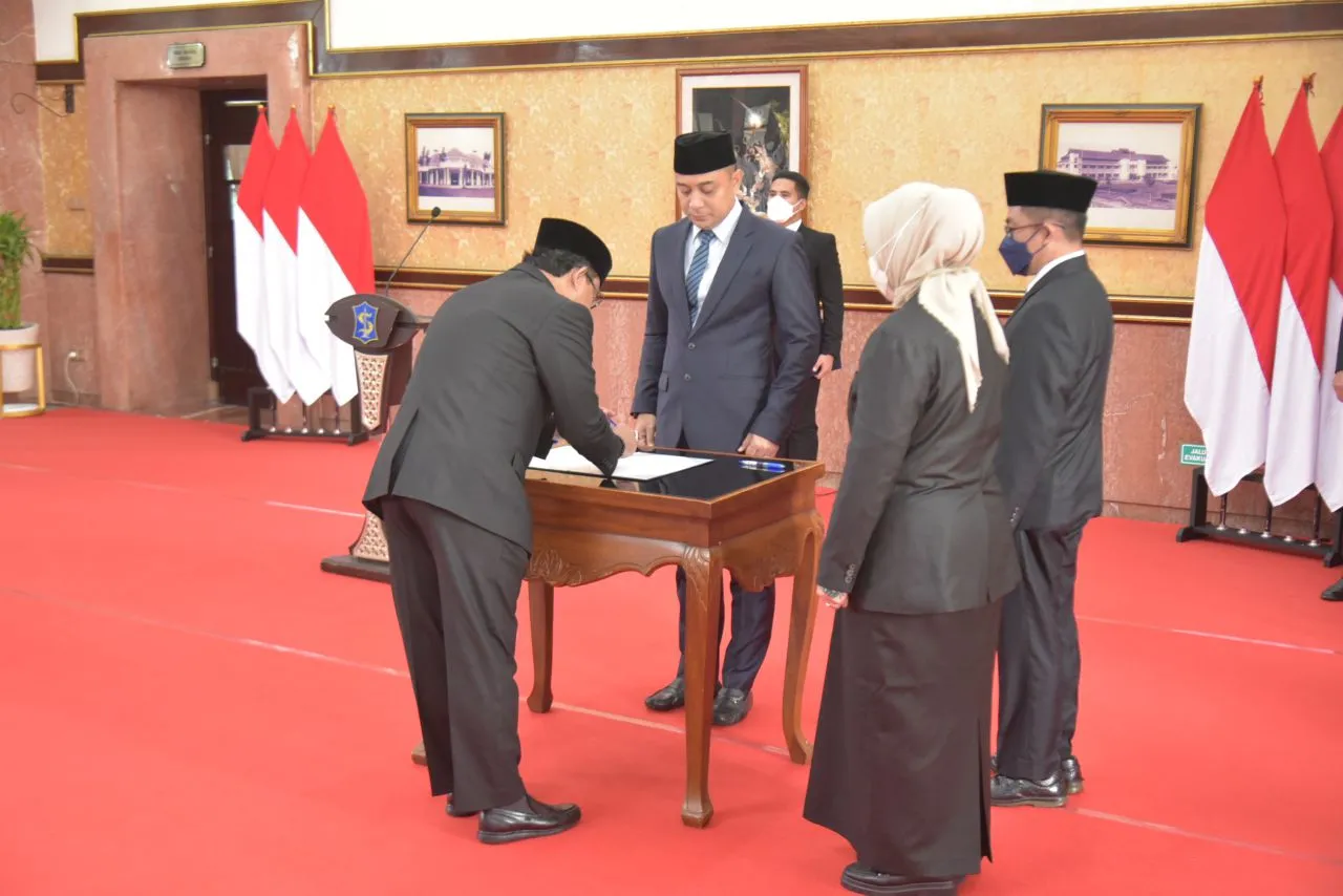 Iksan Resmi Jabat Sekda Pemkot Surabaya