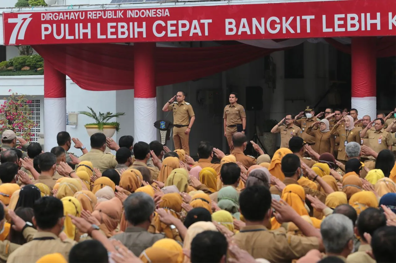 2 Tahun Eri Cahyadi-Armuji Pimpin Surabaya: Indeks Reformasi Birokrasi Naik, Kemiskinan Turun