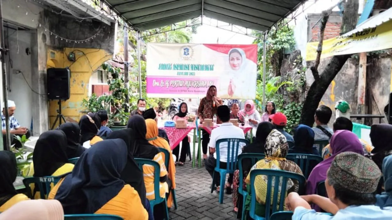 Ketua Komisi A dorong pengadaan komputer di RT Se Surabaya