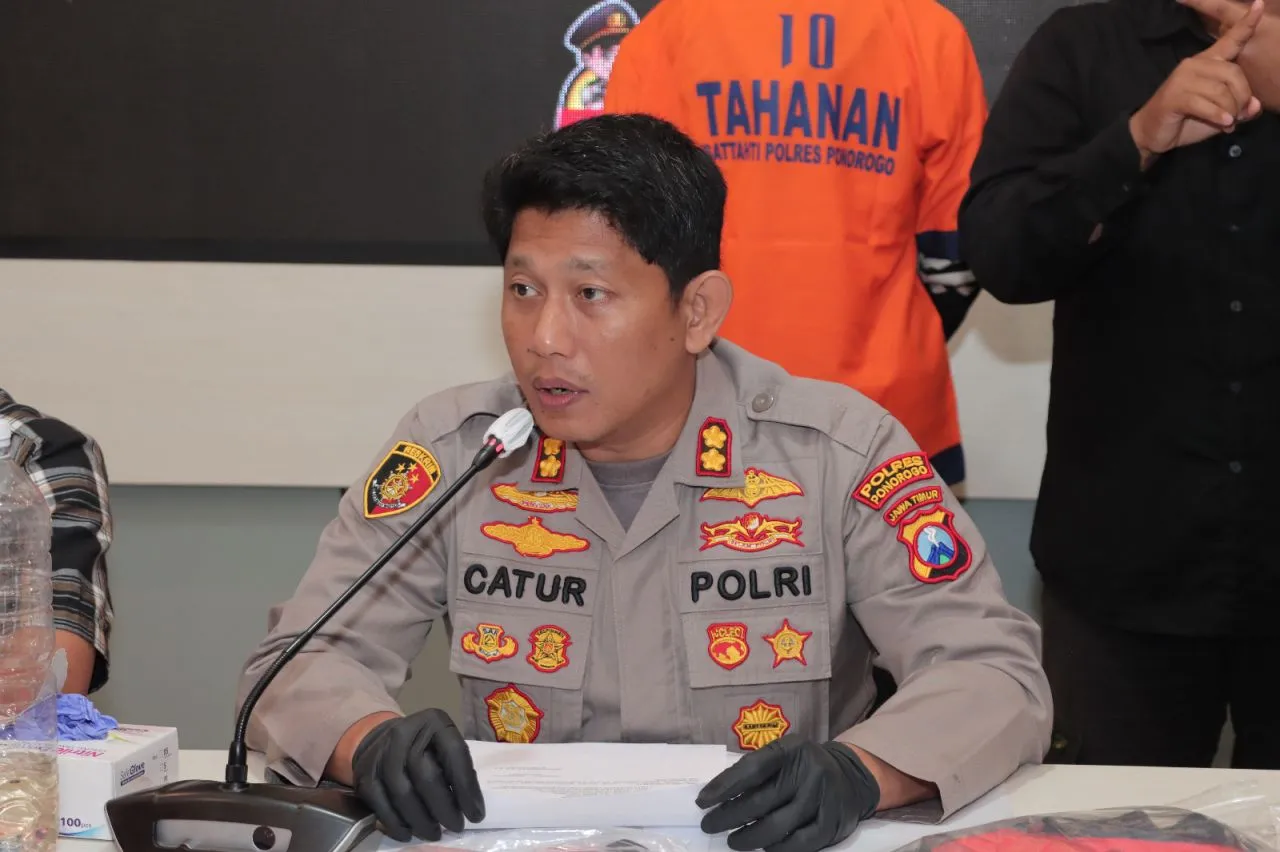 Polisi Berhasil Ungkap Teka - teki Perempuan Pengamen di Ponorogo Yang Meninggal di Kamar Kos