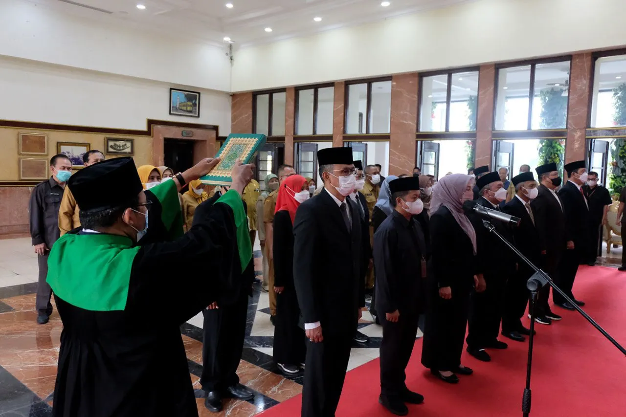 Wali Kota Eri Cahyadi Kembali Rotasi 35 Pejabat Pemkot Surabaya