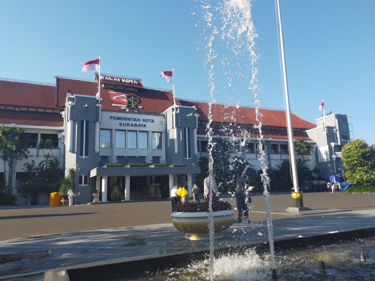 Rabu Besok, Puluhan Jeep Willys Akan Arak Adipura Kencana Keliling Surabaya