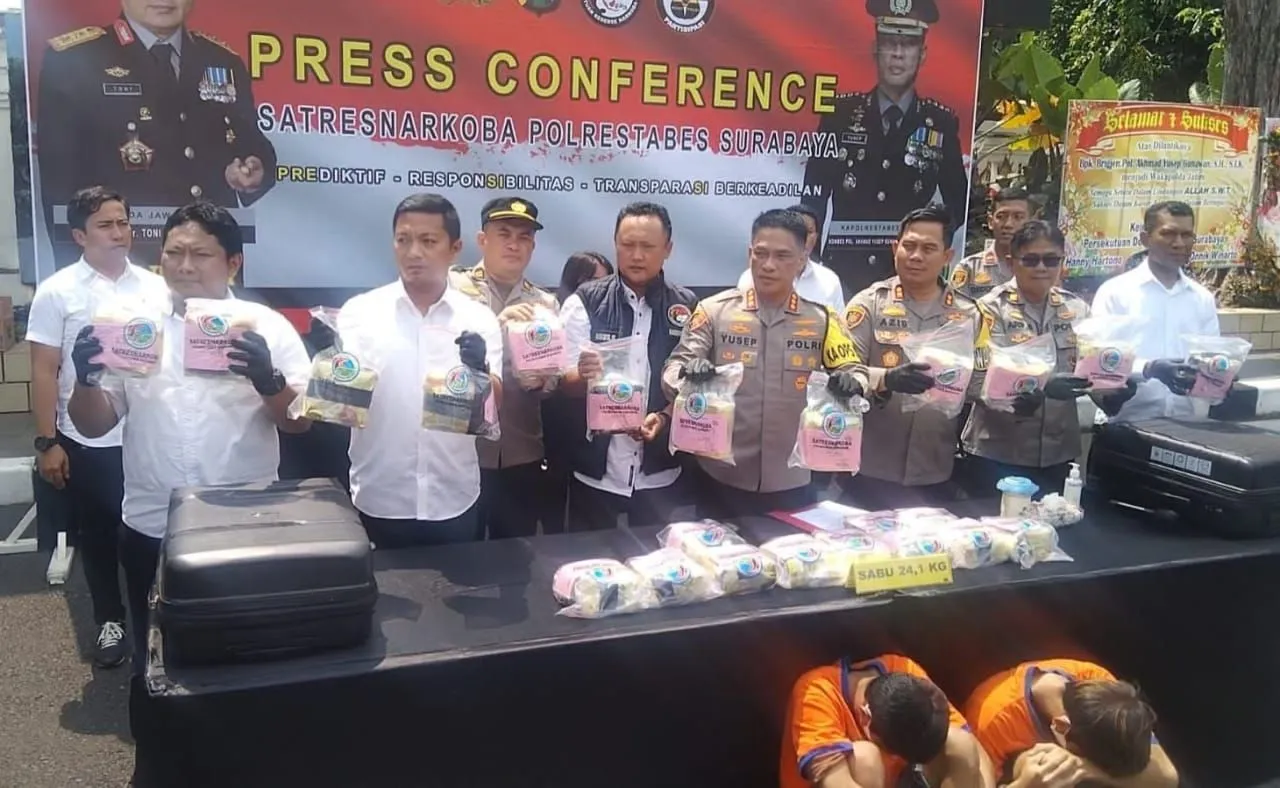 Polisi Tangkap Kurir Sabu 24 Kg di Gerbong Kereta Stasiun Pasar Turi Surabaya