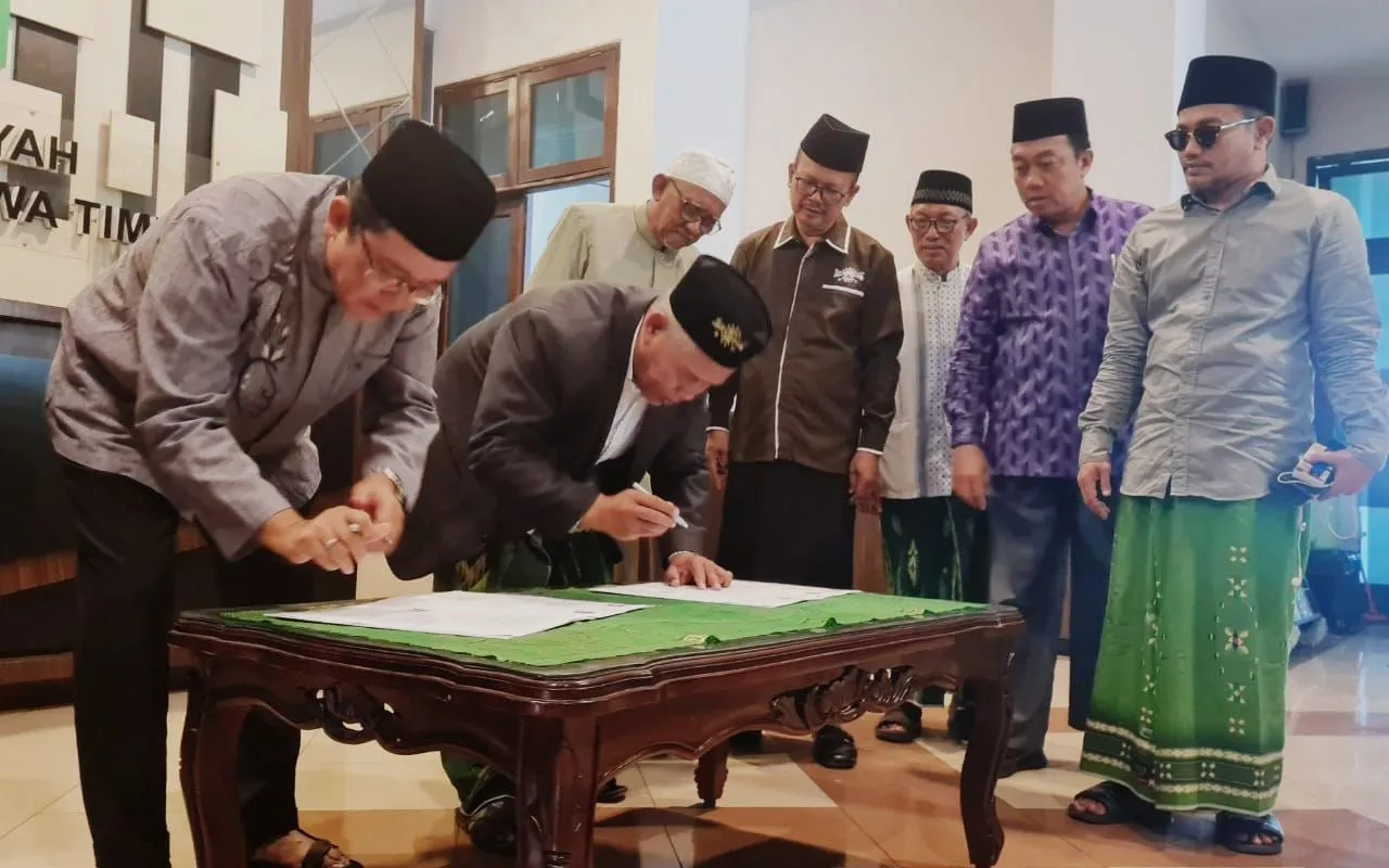 Giliran Pimpinan Direktorat Jenderal Pajak Jatim Kunjungi PWNU, Ada Apa?