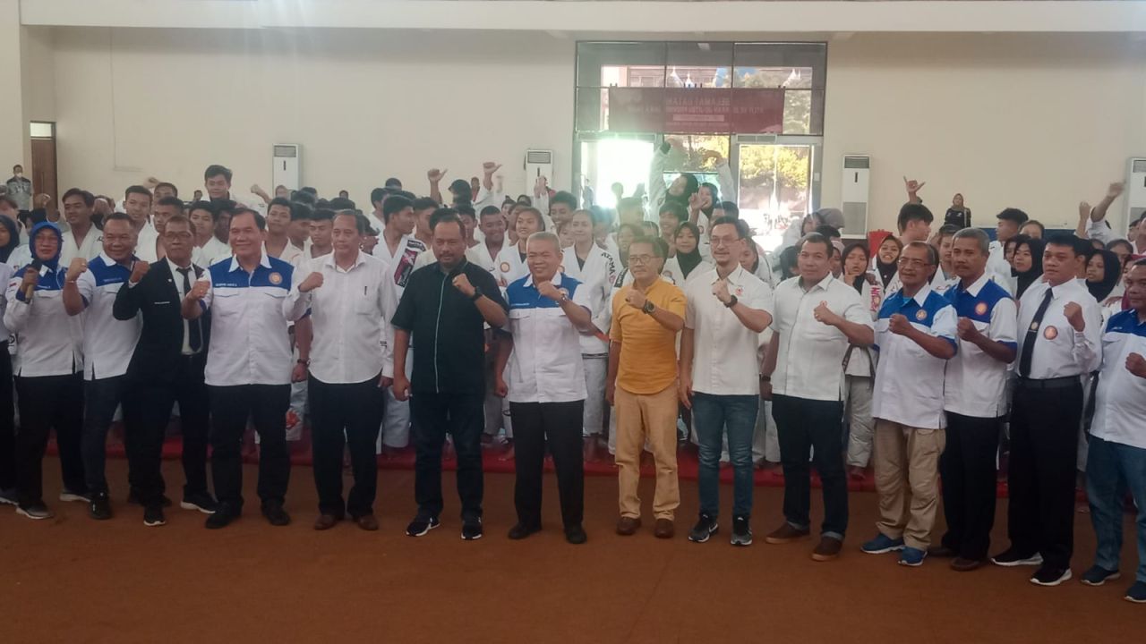 Diikuti Ratusan Atlet, Kejurda Ju-jitsu Jatim Digelar di GOR Univ PGRI Adibuana Surabaya