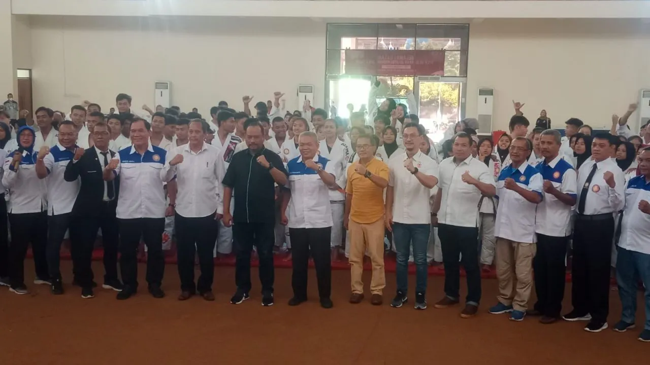 Diikuti Ratusan Atlet, Kejurda Ju-jitsu Jatim Digelar di GOR Univ PGRI Adibuana Surabaya