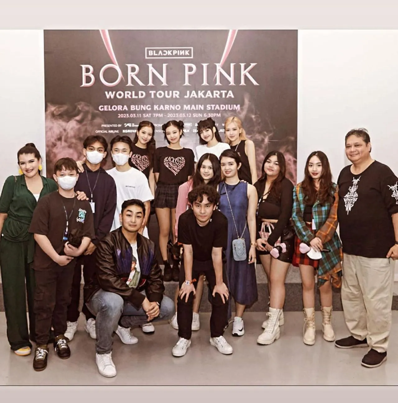Airlangga Hartarto Foto Bareng BLACKPINK, Bella Saphira Beri Komentar: Nice!
