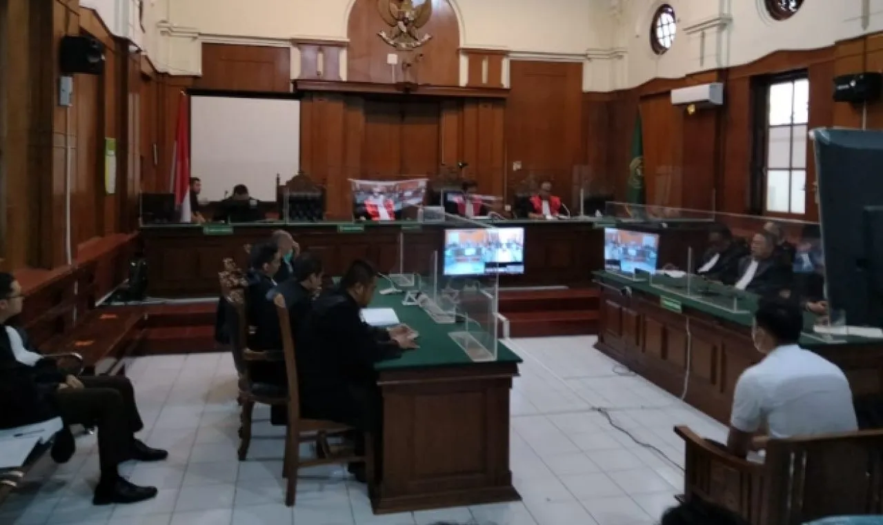 Sidang Putusan Kanjuruhan, Polisi Ini Divonis 1,5,' Tahun Penjara oleh Hakim