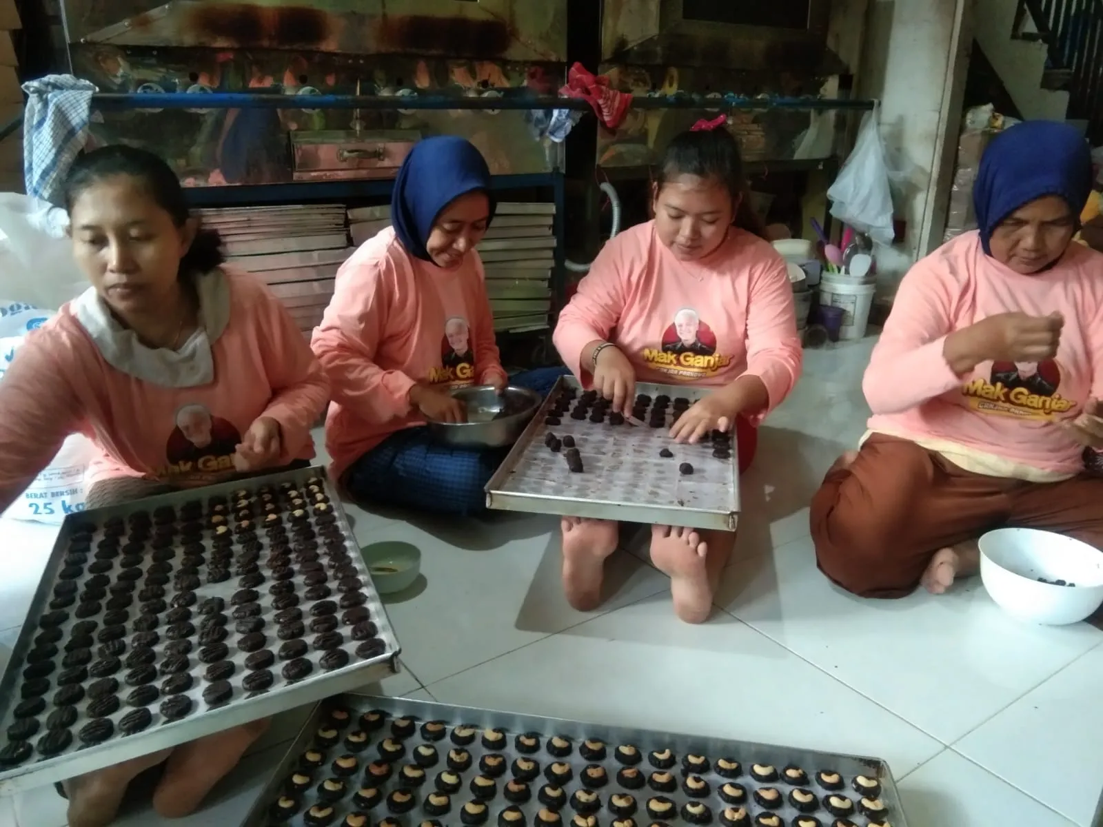 Mak Ganjar Dukung Kemajuan Usaha Kue Kering di Kabupaten Gresik