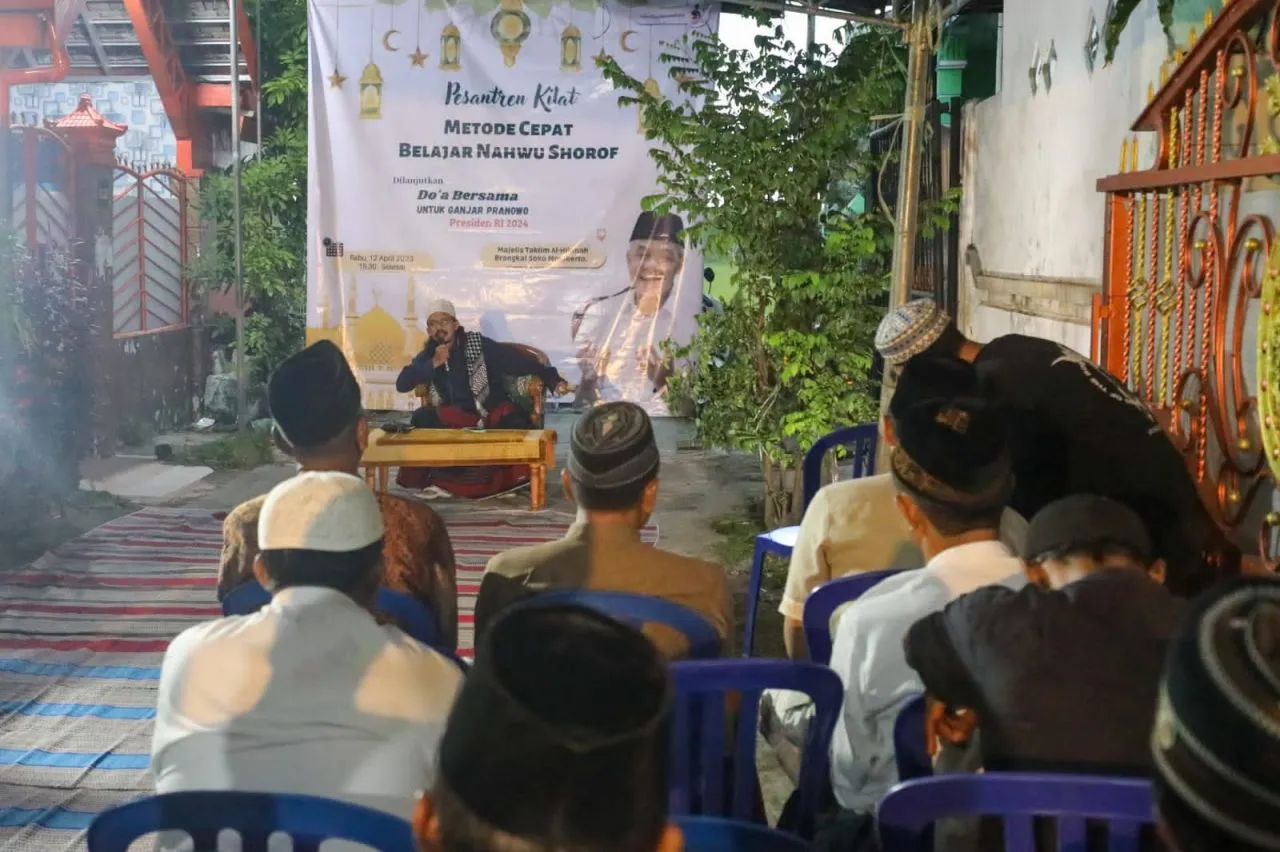 Sukarelawan GGN Dukung Ganjar Adakan Pesantren Kilat dan Ajarkan Nahwu Shorof